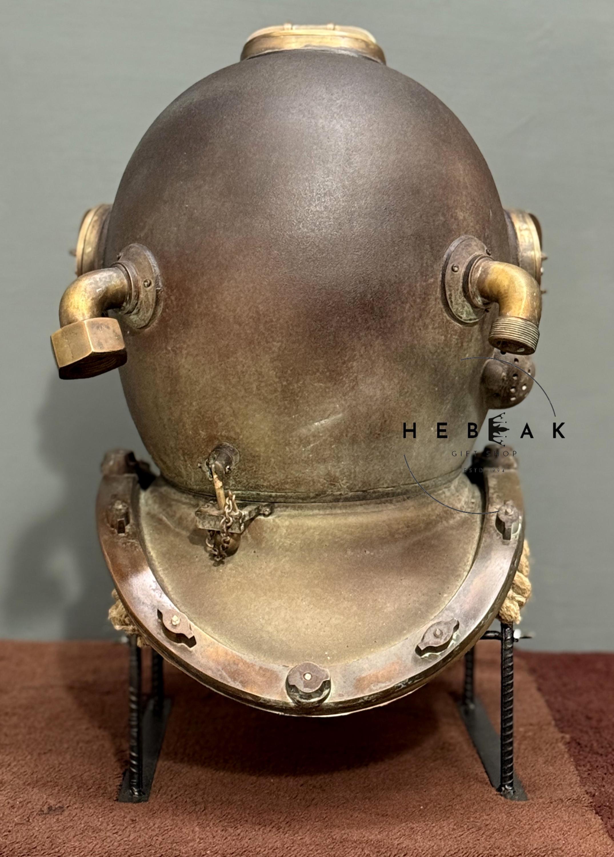 18インチ真鍮製深海潜水ヘルメットレプリカ：海事展示品 - Etsy 日本