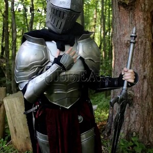 Lady Warrior Full Armor Suit with Black Cloak: Medieval Knight Cosplay image 5