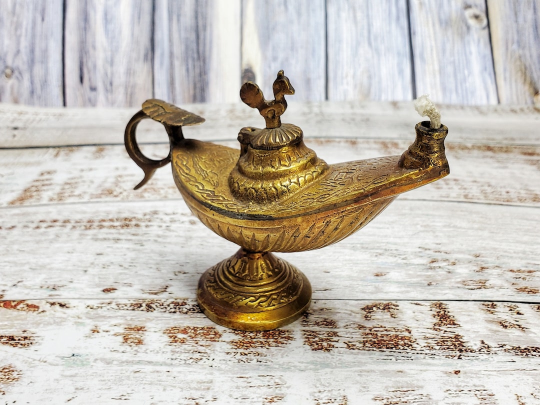 Vintage Brass Aladdin Genie Oil Lamp Oriental Home Office Decor - Etsy