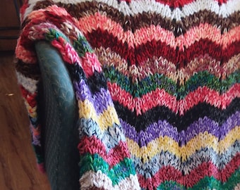 Coperta afghana in maglia grossa: coperta Stashbuster Chevron (modello PDF)