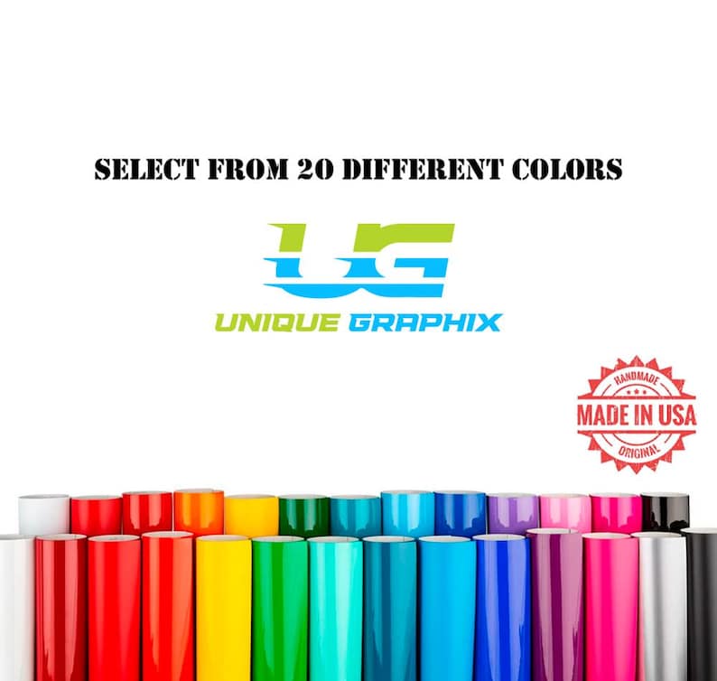 Puede incluir: Una exhibici&oacute;n de vinilo enrollado en varios colores, incluyendo rojo, amarillo, verde y azul. La imagen incluye el texto "SELECT FROM 20 DIFFERENT COLORS" y el logotipo de "UNIQUE GRAPHIX". Tambi&eacute;n hay un sello "MADE IN USA".