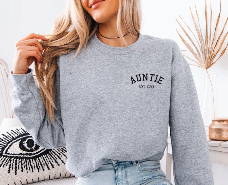 New Auntie Sweatshirt, Auntie Announcement, Mothers Day Jumper, Custom Aunt Sweater, Auntie Gifts, Mothers Day Jumper, Mother's Day Gift image 5
