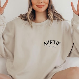Auntie Sweatshirt, Auntie Announcement, Custom Aunt Sweater, Auntie Gifts, Mothers Day Jumper, Mother&#39;s Day Gift, New Auntie Gift, Aunt Gift