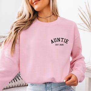 New Auntie Sweatshirt, Auntie Announcement, Mothers Day Jumper, Custom Aunt Sweater, Auntie Gifts, Mothers Day Jumper, Mother's Day Gift image 2