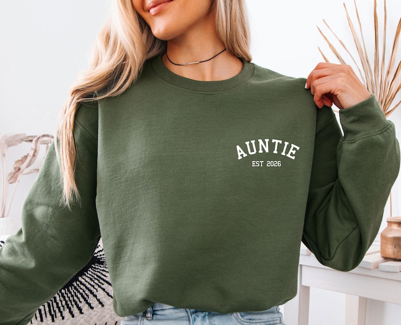 New Auntie Sweatshirt, Auntie Announcement, Mothers Day Jumper, Custom Aunt Sweater, Auntie Gifts, Mothers Day Jumper, Mother's Day Gift image 3