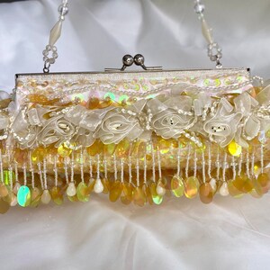 White Bridal Bag, Vintage Purses, Beaded Clutch, Wedding Handbag, Vintage Evening Bag, Stylish Bags, Event Purse, Luxury Bag, Art Deco Bag