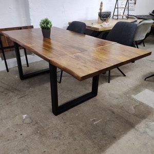 Girgl dining table with extension plates 140-220 cm made of acacia