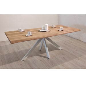 Esstisch Spider 140-240cm Eiche Massivholz mit weissen Spidergestell Küchentisch mit Baumkante aus Massivholz