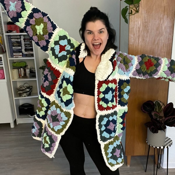 Gemütliche Granny Square Jacke | Handmade