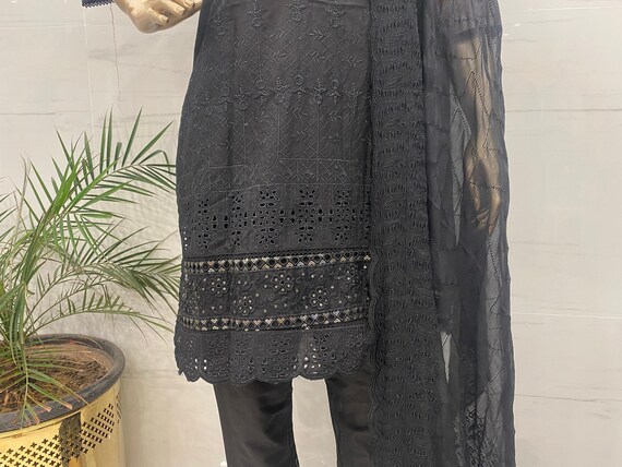 パキスタンの刺繍入りスリーピーススーツ、すぐに着用可能、ステッチ 