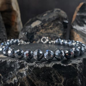 Faceted Terahertz Bracelet: High Grade 6mm Clasp Jewelry