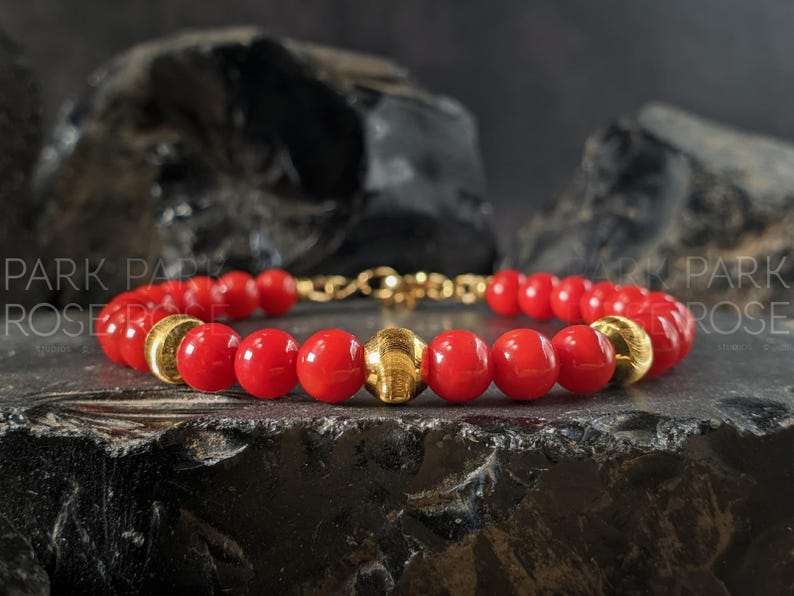 Red Coral Clasp Bracelet with 24K Solid Gold Cat Eye Bead (5mm) 3 Gold Balls