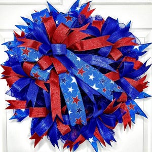 Patriotic Ribbon Wreath, Patriotic Decor, Red White & Blue Wreath, 4th of July Wreath, Memorial Day Wreath, Veteran’s Day Wreath