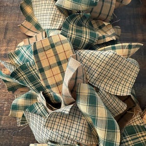 Green and Tan Plaid Homespun Fabric Garland: Farmhouse Mantel Decor