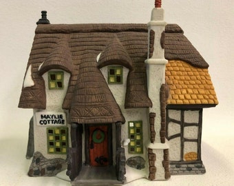 Department 56 Dickens/' Village Series Brownlow House Oliver Twist