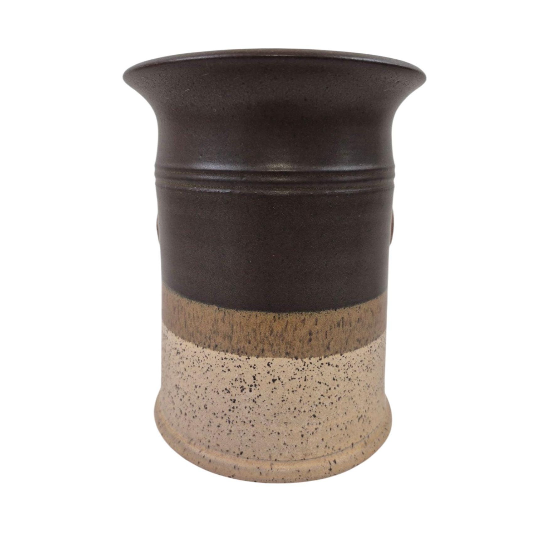 引き取り限定！ 陶器の花瓶 ベージュ・ブラウン・黒 引き取り限定！ 陶器の花瓶 ベージュ・ブラウン・黒｜和風 陶器 花瓶