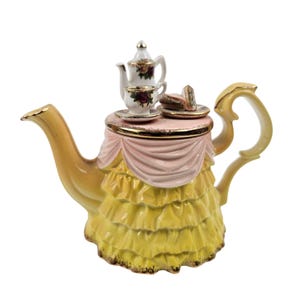 Royal Albert Old Country Roses Mini Teekanne Rüschenrock England 1996 Gelb