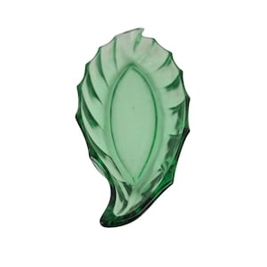 Vintage Heisey Dish Moongleam Twist Green Leaf-Shaped Celery Relish Candy