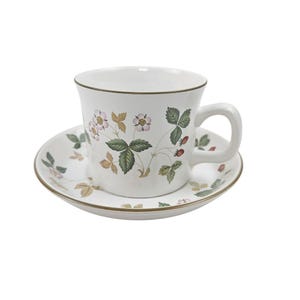 Wedgwood Wild Strawberry Flat Cup Saucer Set Earthenware England Vintage