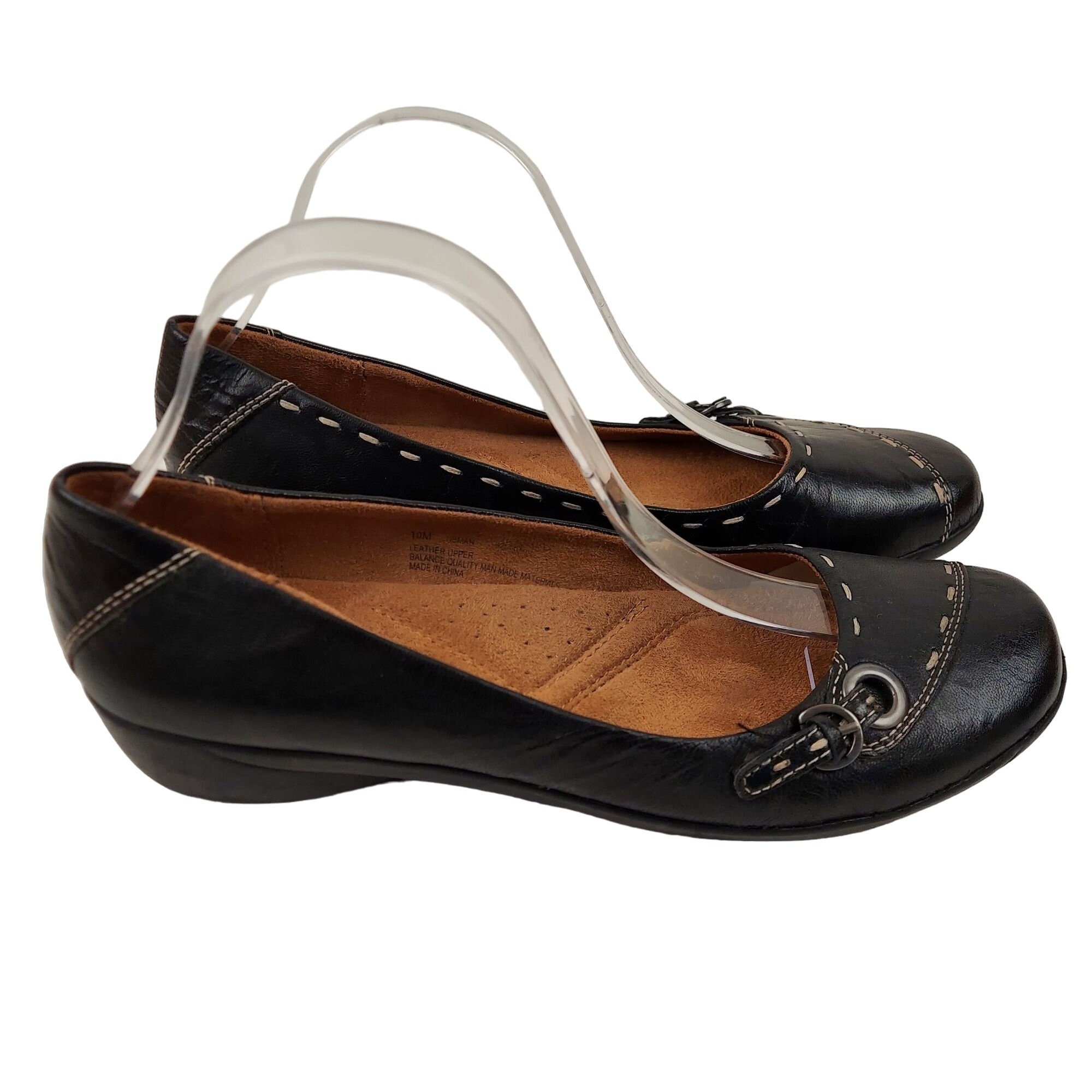 low wedge work shoes