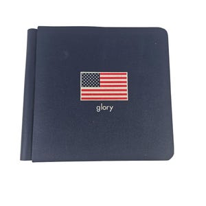 Creative Memories Glory Album With 15 Pages 7 x 7 American Flag Patriotic Blue