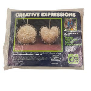 Creative Expressions Crewel Kit Fragrant Nosegays Ribbon Erica Wilson 1984