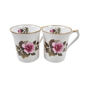 Set Of 2 Regal Heritage Bone China Mugs Pink Rose Floral Design Gold Trim