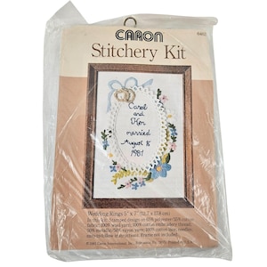 Caron Wedding Rings Stitchery Kit 6462 5 X 7 Embroidery Cotton Polyester Yarn