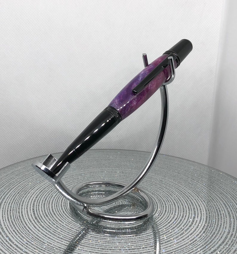Sierra style ballpoint twist pen