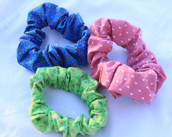 gift set Valentines Otters and rainbows scrunchie bunch set custom message gift,oversized scrunchie pack scrunchie bundle