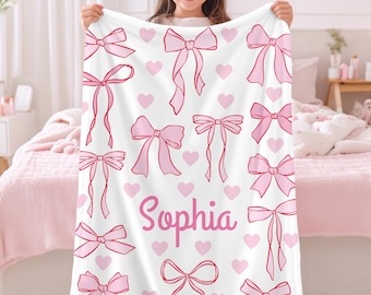 Manta personalizada com laço rosa, manta com nome para meninas, manta com laço estilo coquete, presente para chá de bebê, decoração preppy para dormitório feminino, decoração personalizada para quarto de bebê com laço.