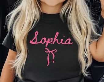 Camiseta con nombre personalizado para niña, camiseta con nombre para niña pequeña, camiseta con lazo coqueto, camiseta con nombre personalizado, regalo de cumpleaños para niña pequeña, camiseta con lazo preppy para niños