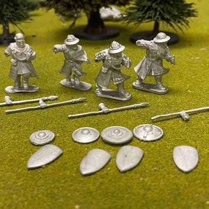 Lanciers du XIIIe au XIVe siècle avec boucliers, 28 mm, métal, médiéval (design Medbury), pour les guerres d&#39;Écosse, HYW, la guerre des roses, etc.