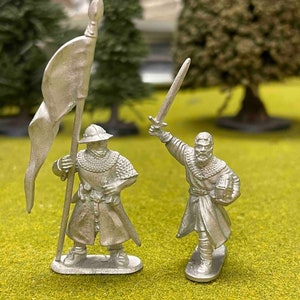 Medieval Billmen Command Pair: 28mm Metal Figures, Scottish Wars