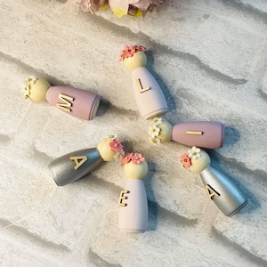 Beautiful Flowered Personalised Peg Dolls / Rainbow Peg Dolls / Personalised Peg Dolls/ Hand Painted Nursery Decor/ Children Room Accessorie