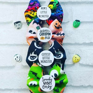 Halloween Bow Tie / Halloween Pet Bow Tie / Halloween Dog Bow Tie / Halloween Cat Bow Tie / My 1st Halloween/ Cute Halloween Bow Tie