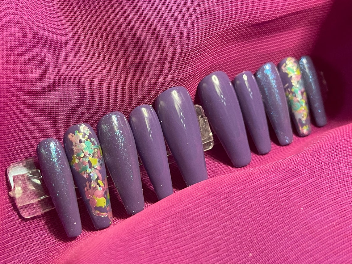 Ostara Iridescent Lavender Press on Nails - Etsy