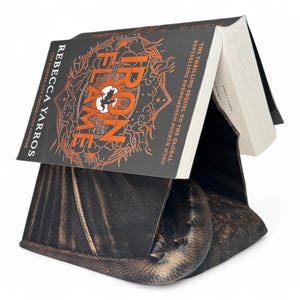 3D Printed Dragon Book Display: Fourth Wing Inspired Bookshelf Decor zdjęcie 5