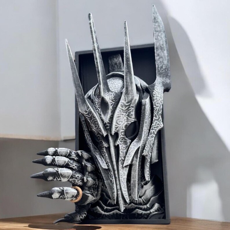 Sauron Book Nook: Hand-Painted Lord of the Rings Bookend, Dark Fantasy Decor image 9