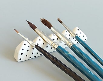 Paintbrush holder, ceramic paintbrush holder, paint brush rest, paint brush holder, white brush rest, gift for artists
