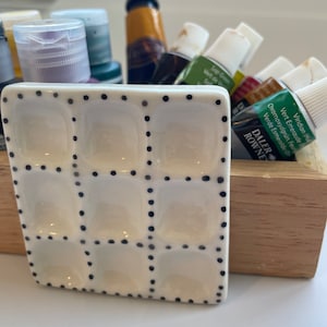 Handmade Ceramic Watercolor Palette – Portable Artist Paint Palette for Gouache, Acrylic, and Watercolour