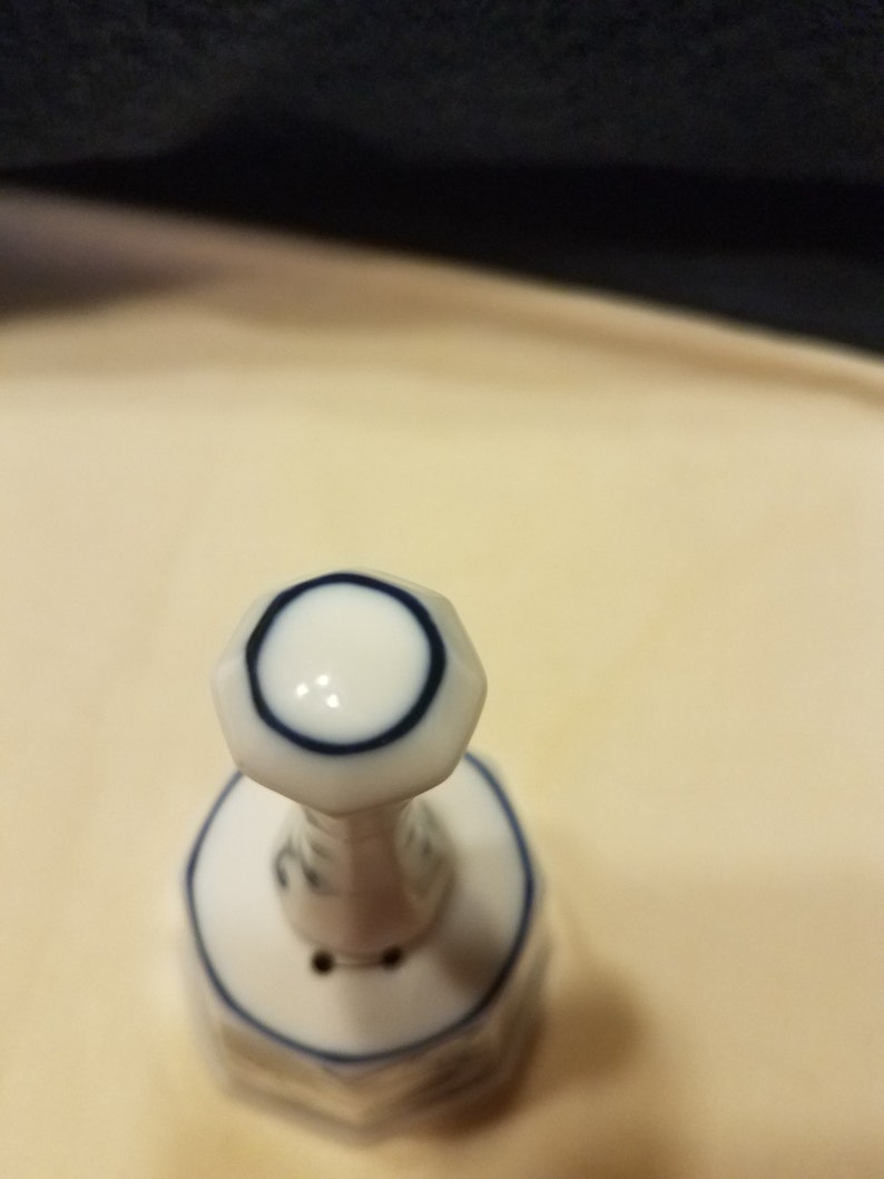 Seymour ann blue onion bell