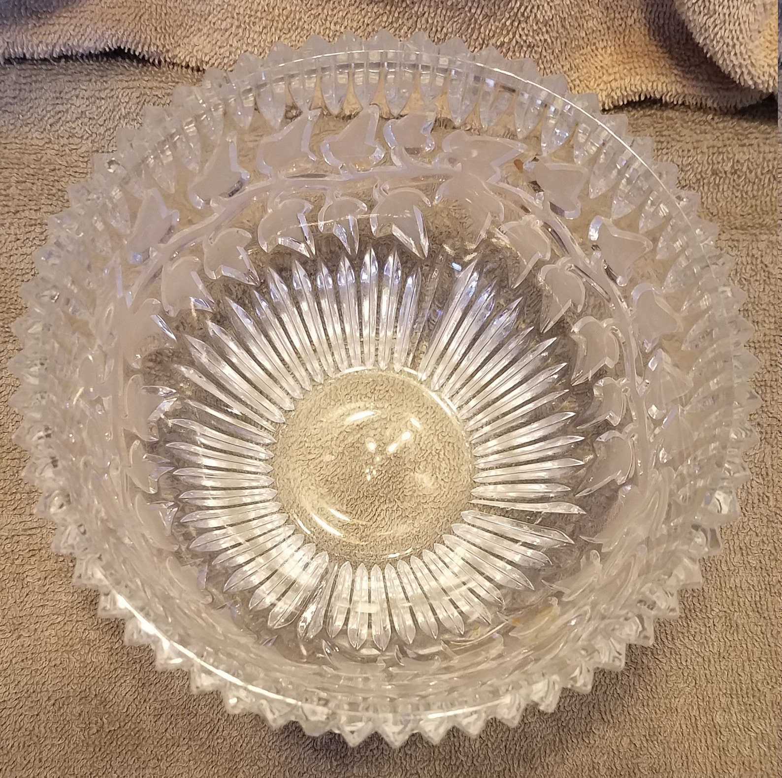 Vintage crystal ivy glass bowl Etsy