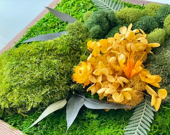 DIY Moss & Floral Art Kit (12x12 in) - Botanical Wall Decor, Nature Lover Gift