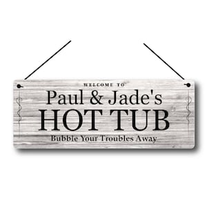 Personalisiertes hängendes Hot Wanne Zeichen - 20cm x 7.5cm Aluminium