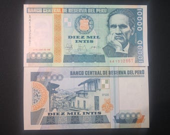 PERU 10000 Intis, P-140, UNCIRCULATED, 1988; Santiago de Chuco street scene