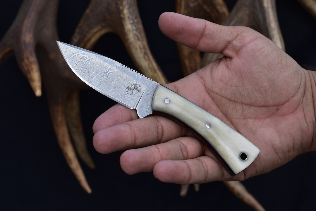 Premium Damascus Steel Vaquero Ultralite Cowboy Knife main image 0