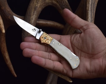 Handmade Old Timer Pocket Knife: Cattle Bone Handle with Leather Pouch