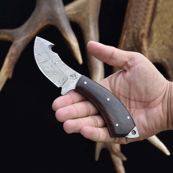Custom Handmade 7" Gut Hook Skinning Knife with Rosewood Handle & Dual Sheath (2067-IRW)