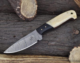 Damascus Steel Bushcraft Knife: Bone Handle, Heavy-Duty Leather Sheath